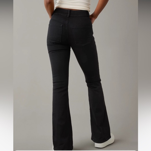 AE Next Level Super High-Waisted Flare Jean in Black Magic - Picture 2 of 7